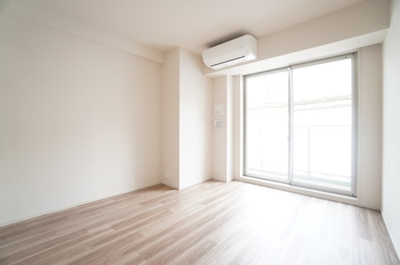 【居間・リビング】 | プライムメゾン千葉新町 | ※同物件・同タイプの写真です。