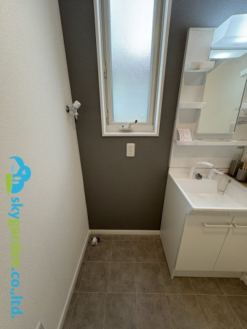 鎌倉市今泉台6丁目　中古戸建のランドリースペース