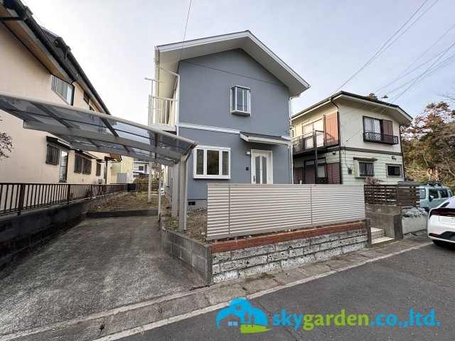 鎌倉市今泉台6丁目　中古戸建の前面道路含む現地写真|前面道路含む現地写真です