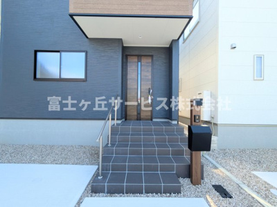 【エントランス】 | 豊橋市前芝町 58期 新築一戸建て 3号棟 | エントランスです
