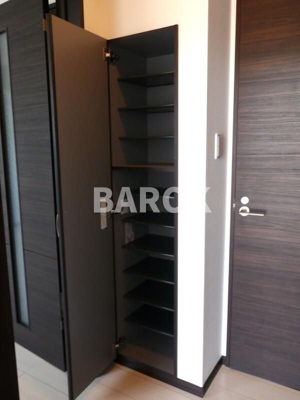 リテラ香椎参道の玄関