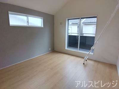 練馬区高松１丁目　新築一戸建　都営大江戸線　練馬春日町の洋室