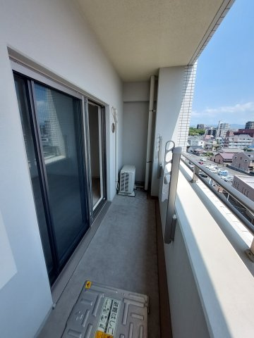 ラ・メゾンドサヴォイ　9階のバルコニー|別号室のものです。現状優先となります。