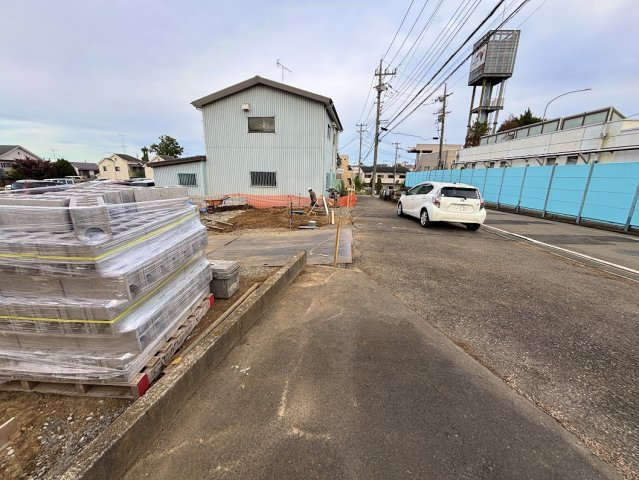 八王子市石川町の新築一戸建の前面道路含む現地写真