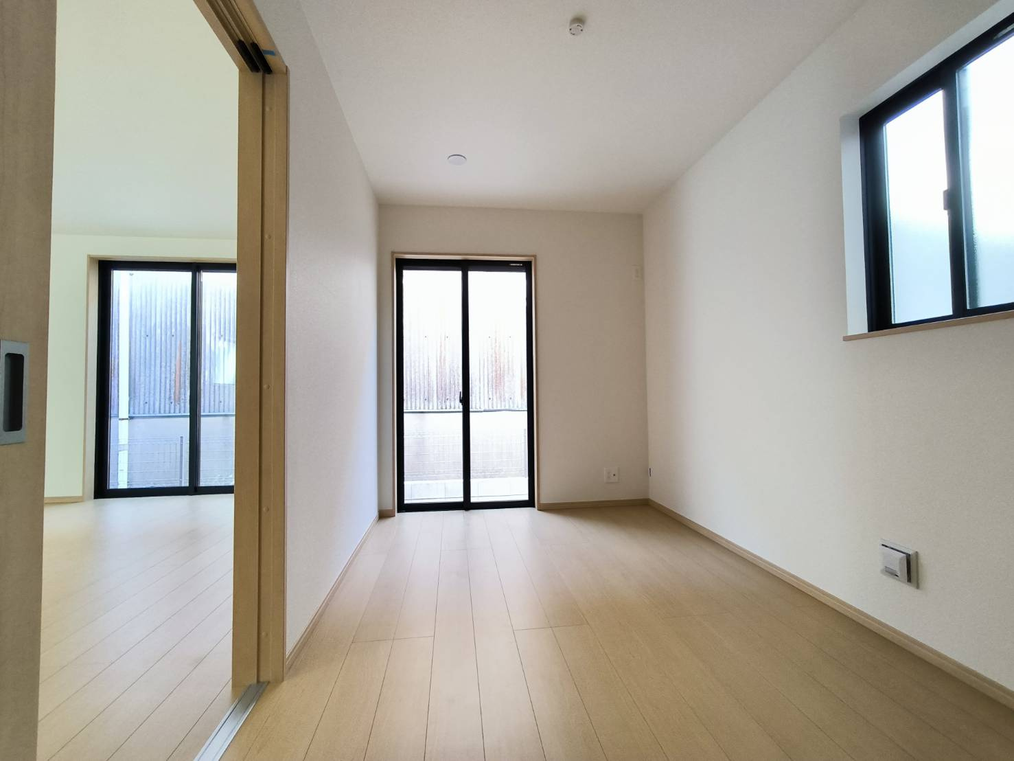 三郷市　戸ケ崎3丁目　新築戸建　全1棟の洋室|施工例です