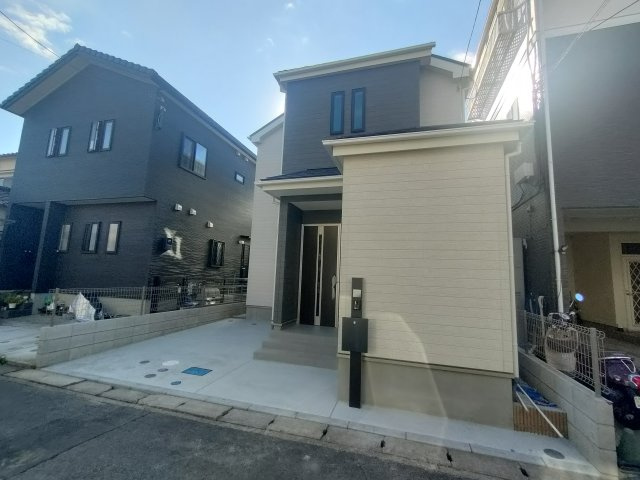 三郷市　戸ケ崎3丁目　新築戸建　全1棟