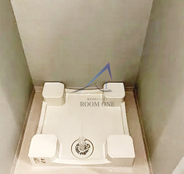 ファインクレスト護国寺の設備|洗濯機置き場です。