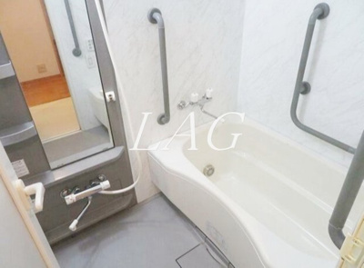 【浴室】 | フォレストフローラ | お風呂です。