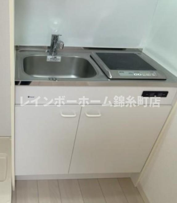 IVY HOUSE HORIKIRI N棟のキッチン