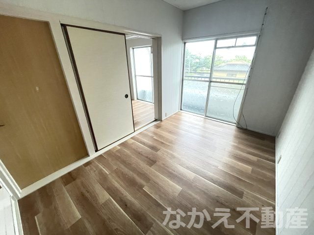 【寝室】 | 落ち着いた色調の寝室です