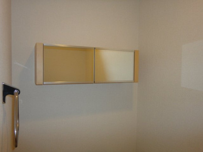 【収納】 | カレント中央　1LDK | ＷＣ収納