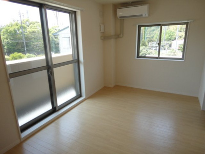 【居間・リビング】 | カレント中央　1LDK | リビング