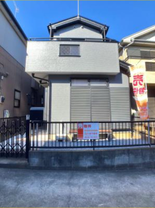 中古戸建 川越市南大塚の外観|前面道路含む現地写真です