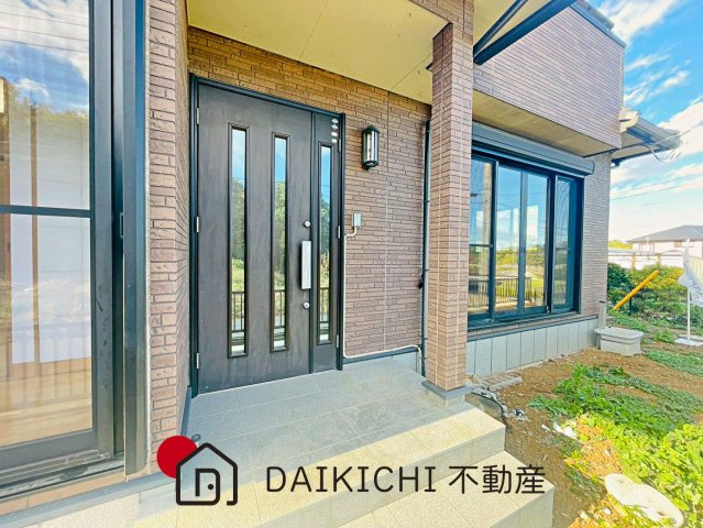 【玄関】 | 吉見町大字北吉見　中古戸建