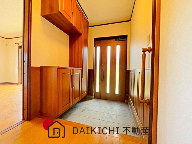 【玄関】 | 吉見町大字北吉見　中古戸建