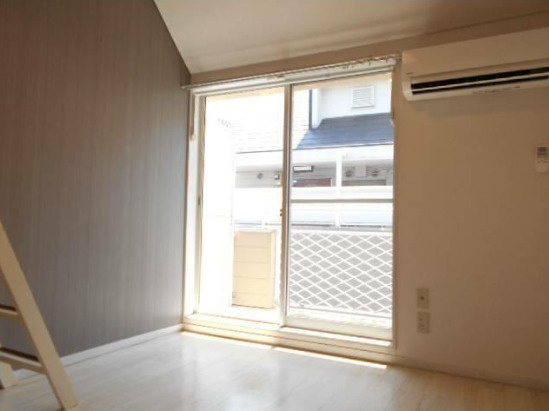 ジュネパレス松原Ａの居間・リビング