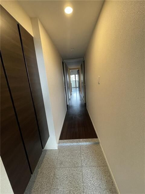 サンクレイドル西国分寺の玄関