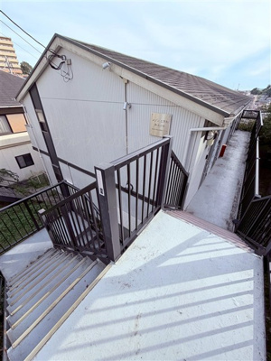 【エントランス】 | メゾンときわ井土ヶ谷