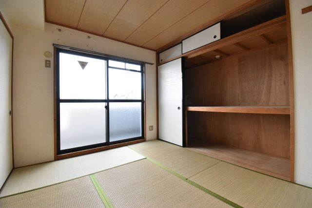 エクレールの収納