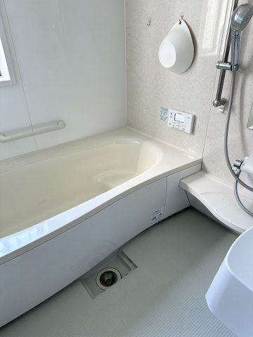 和歌山市北島・中古戸建・54718の浴室