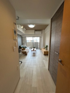 セレニテ江坂四番館の内装|内装は落ち着いています