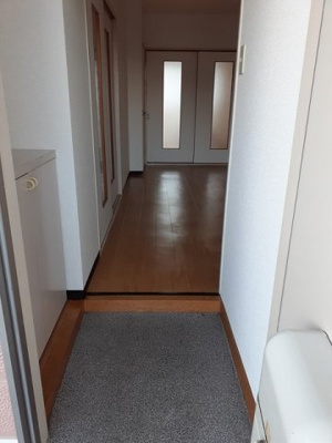 【玄関】 | メゾンソレイユＡ