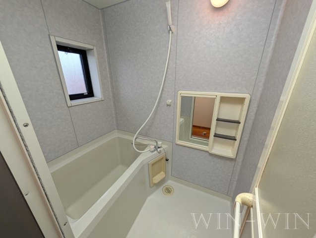 ユトリロ牛川の浴室