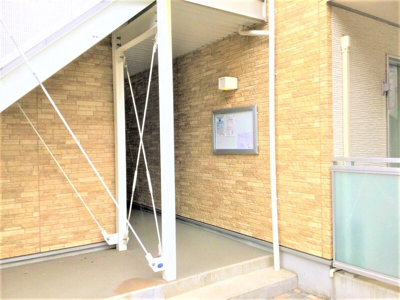 【エントランス】 | リブリ・Hugel山手 | エントランスです