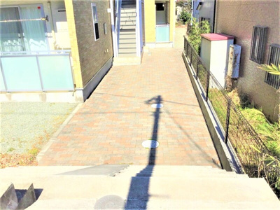 【エントランス】 | リブリ・Hugel山手 | エントランスです