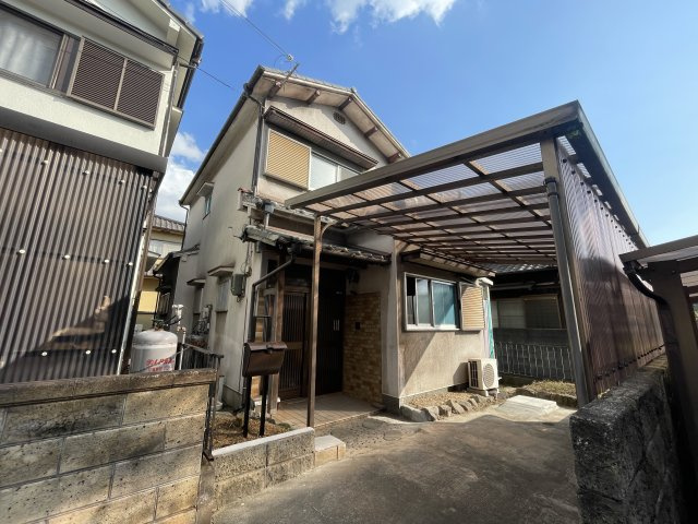 加古川市別府町新野辺町戸建の外観