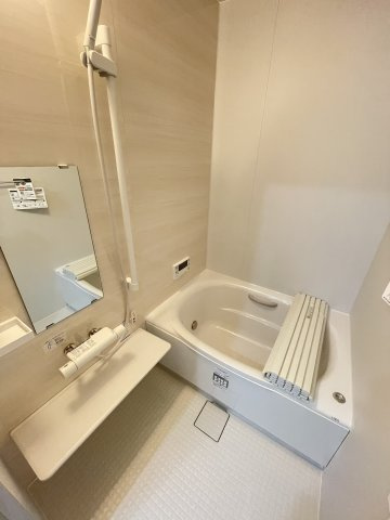 加古川市別府町新野辺町戸建の浴室
