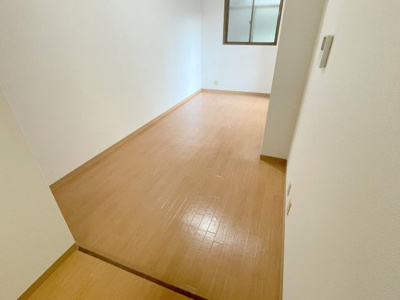 【寝室】 | サンモア　103