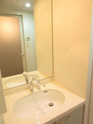 【独立洗面台】 | デュオ・スカーラ中野坂上 | 嬉しい独立洗面台付き。