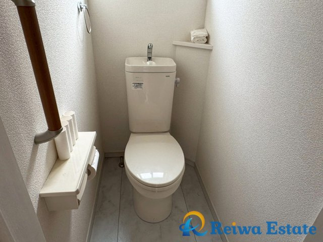 中古戸建　藤沢市城南1丁目のトイレ