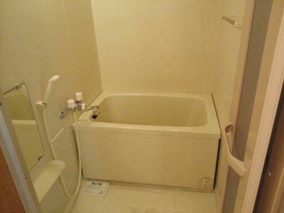 【浴室】 | エルディムⅡ | 日々の暮らしに欠かせないお風呂です