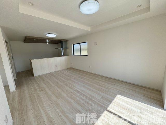 北群馬郡吉岡町大久保9期　３号棟(全３棟)　アーバンスタイル　新築建売分譲の洋室|明るい洋室です