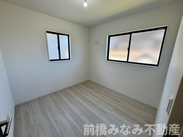 北群馬郡吉岡町大久保9期　３号棟(全３棟)　アーバンスタイル　新築建売分譲の洋室|スタンダードな洋室です