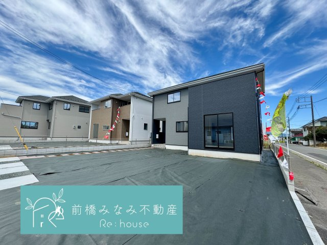 北群馬郡吉岡町大久保9期　３号棟(全３棟)　アーバンスタイル　新築建売分譲の駐車場|駐車場の用意があります