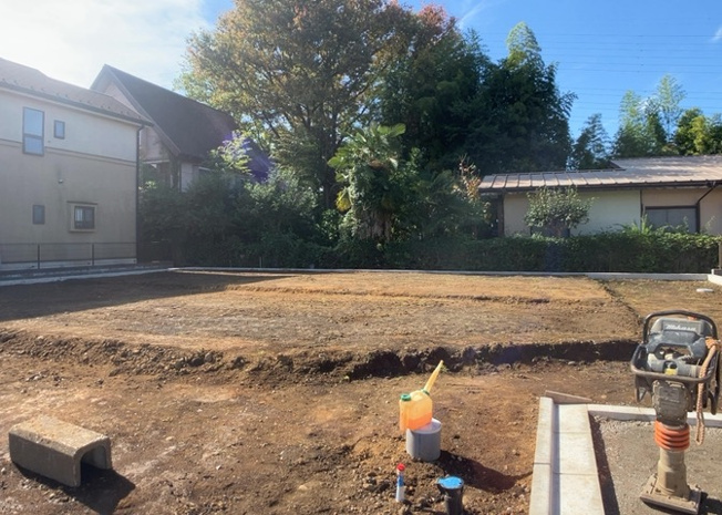 【外観】 | 物件の詳細については、現地を見てわかること以外に、役所や法務局などで調べないとわからないことがあります。そのため、現地に行く場合は、もしこの物件を買ったらどのような生活ができるかをイメージしましょう。