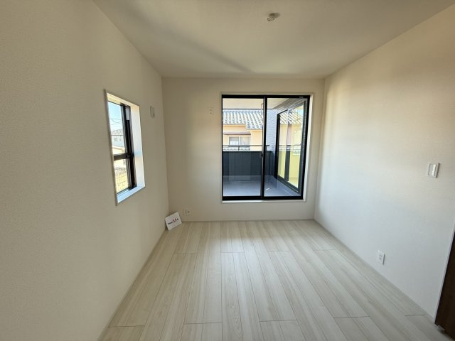 リーブルガーデンＳ前橋市大利根町第７　2号棟の収納|２階：洋室２です