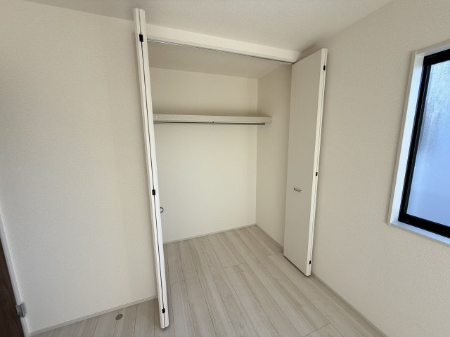 リーブルガーデンＳ前橋市大利根町第７　2号棟の収納|２階：洋室３収納です。