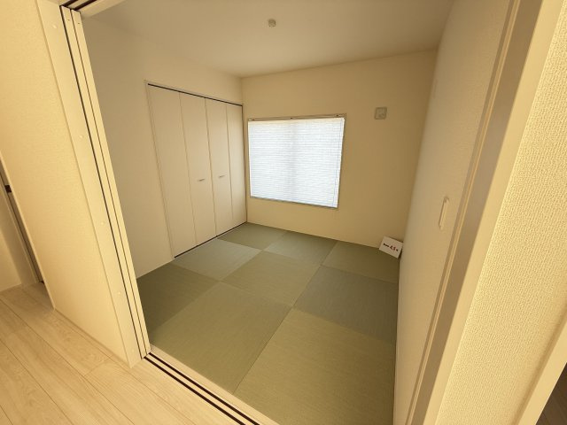 リーブルガーデンＳ前橋市大利根町第７　2号棟の和室|1階：4.5帖和室です。くつろぎスペースにいかがでしょうか。