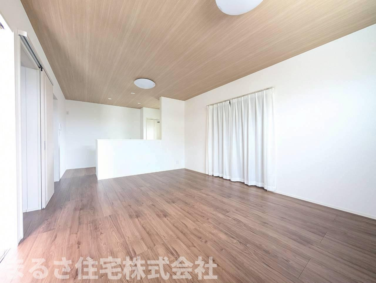 恒久小橋モデル　の居間・リビング