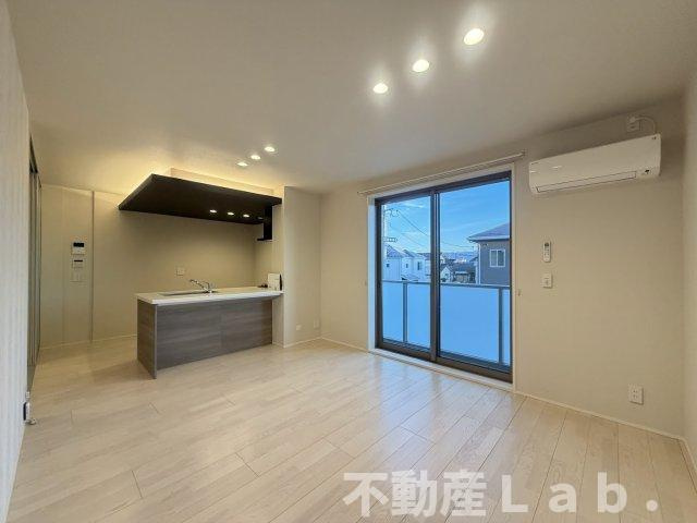 シャーメゾン ルピナスの居間・リビング