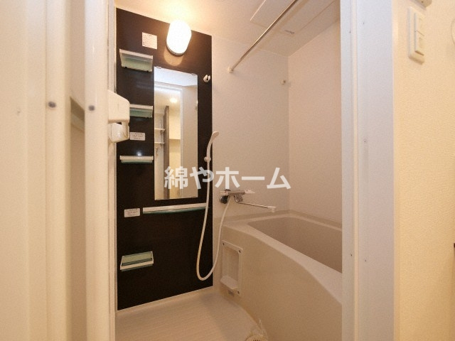 ラシーヌ日本橋の浴室|コンパクトで使いやすいお風呂です