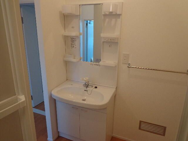 エルファミールの洗面所