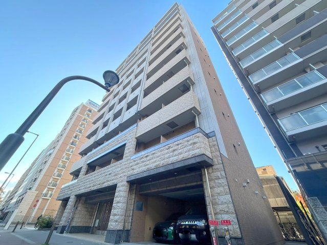 プレサンス新大阪ヴィガの外観