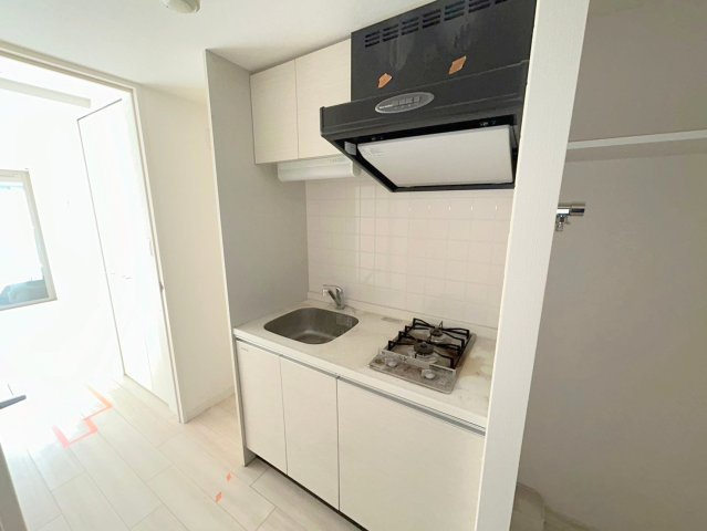 プレサンス新大阪ヴィガのキッチン