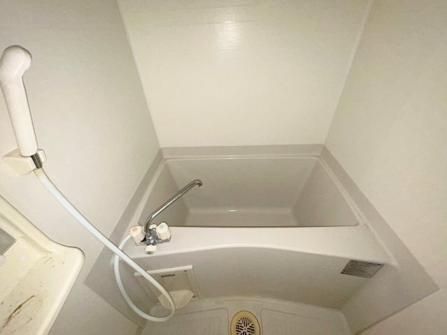 プレサンス新大阪ヴィガの浴室