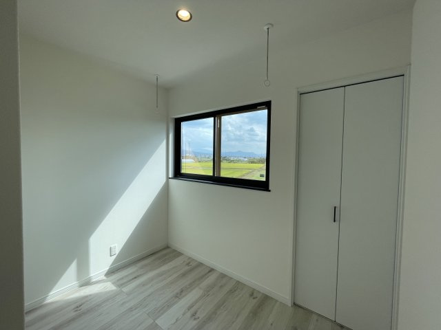 【ランドリースペース】 | 【新築分譲住宅】山形市砂塚　全3棟 | 2階ホールには収納のほか、ランドリースペースもございます！